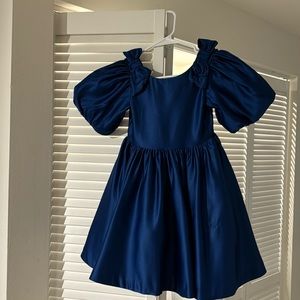 Looks Beautiful 💙